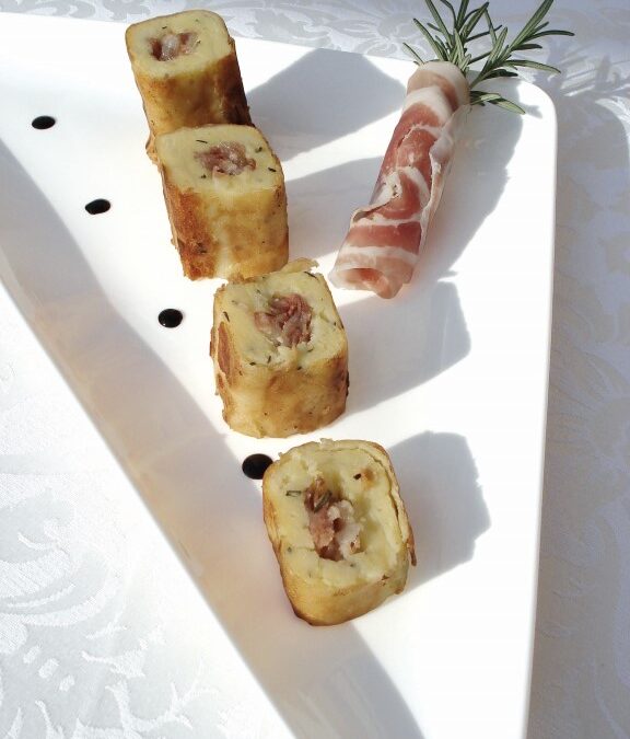 Potato sushi with Pancetta Piacentina DOP San Bono and rosemary